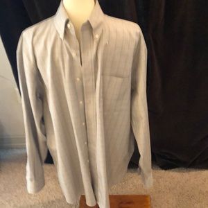 Lightweight check pattern dress shirt